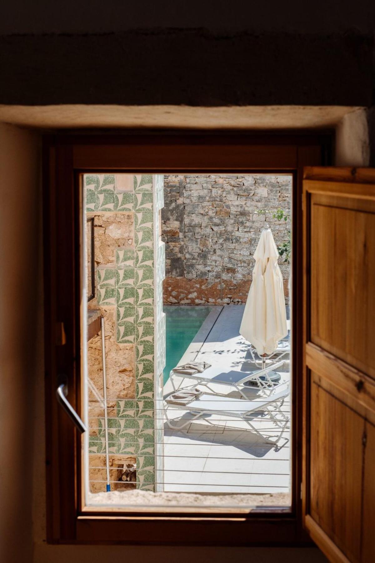 Ferienhaus Santanyi's Hidden Gem - A Townhouse With Soul