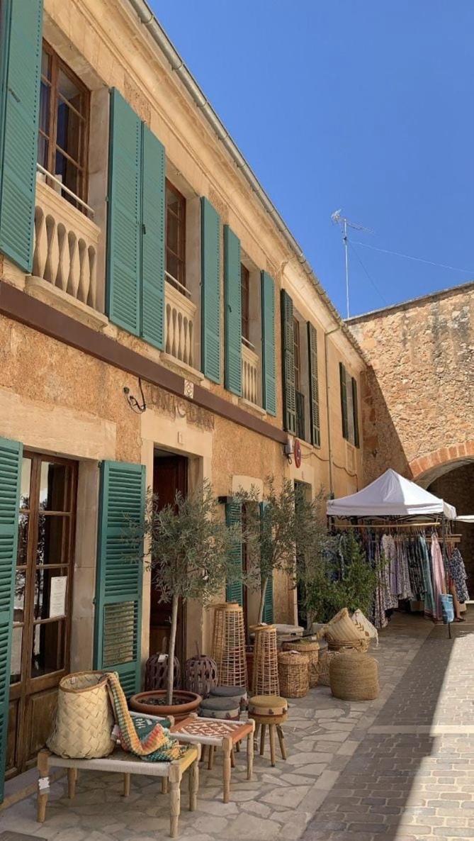 Santanyi's Hidden Gem - A Townhouse With Soul